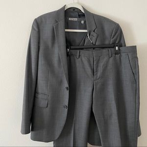Men’s Express 3 Piece Suit Set - Gray